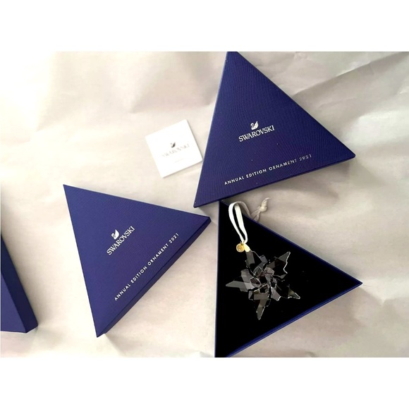 NIB Swarovski LARGE 2021 Snowflake Crystal Clear Christmas Ornament #5557796 - Picture 7 of 8